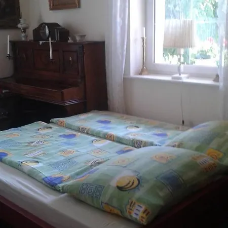 בית הארחה Small House Kerepes