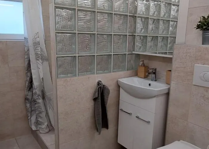Small House Guest house Kerepes